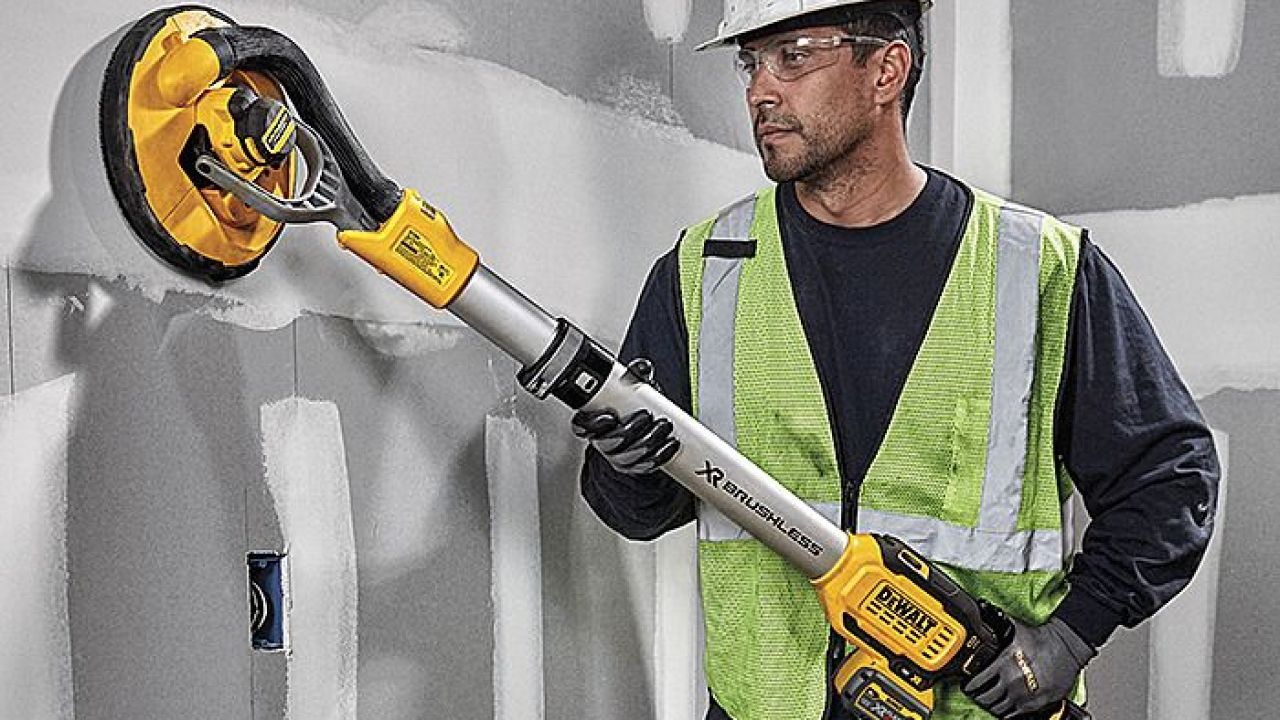 cutting drywall with oscillating tool