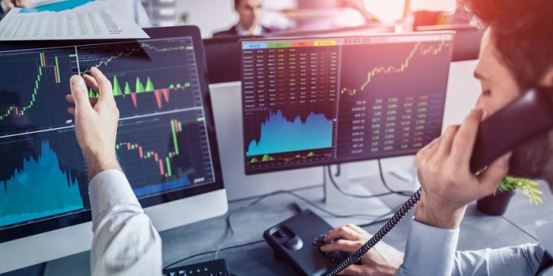 how to invest in stocks for beginners 2021