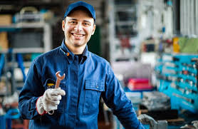 Auto mechanic education requirements
